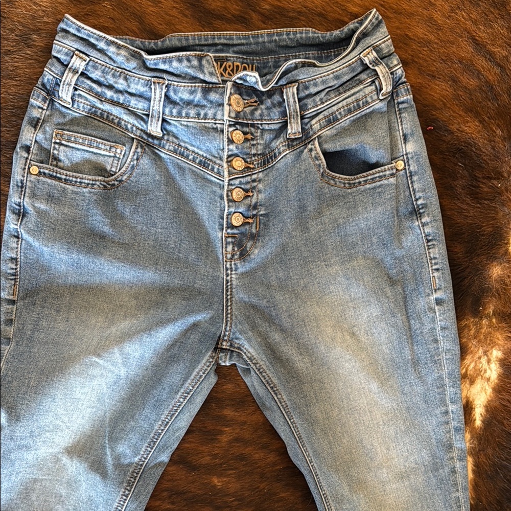 Rock and Roll Cowgirl high waisted flare jeans size 31/36 excellent condition